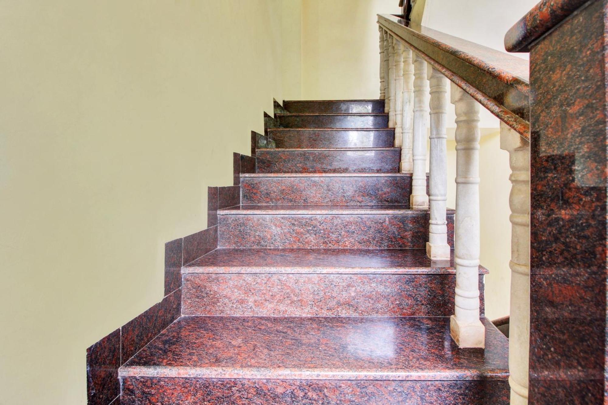 Hotel O Ferns Guest House Калангуте Екстериор снимка