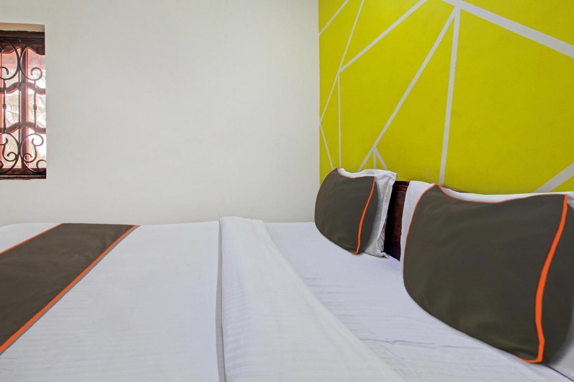Hotel O Ferns Guest House Калангуте Екстериор снимка